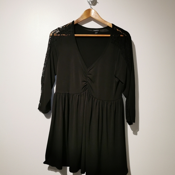 Torrid size 0 black lace sleeve tee - Picture 5 of 8
